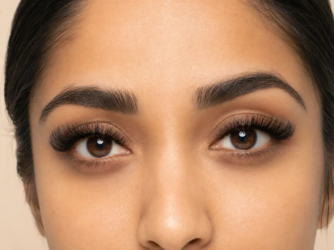 Waruni wearing professional volume lash extensions in Colombo