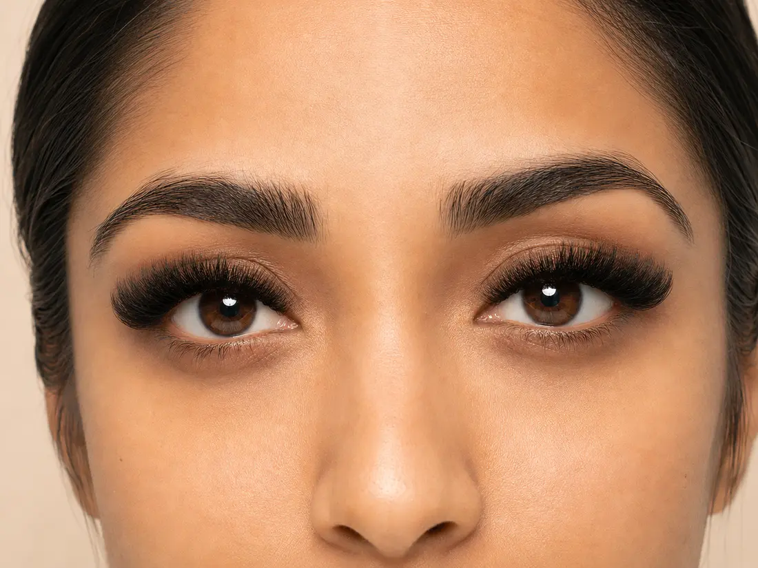 Mega volume eyelash extensions by Waruni